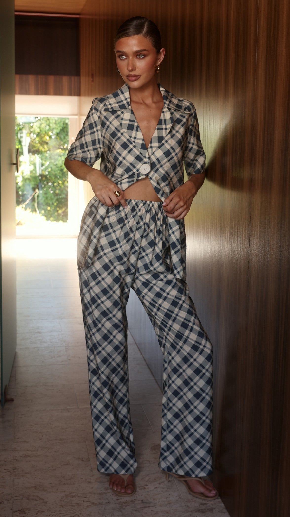 Women's pants, available in multiple colourways