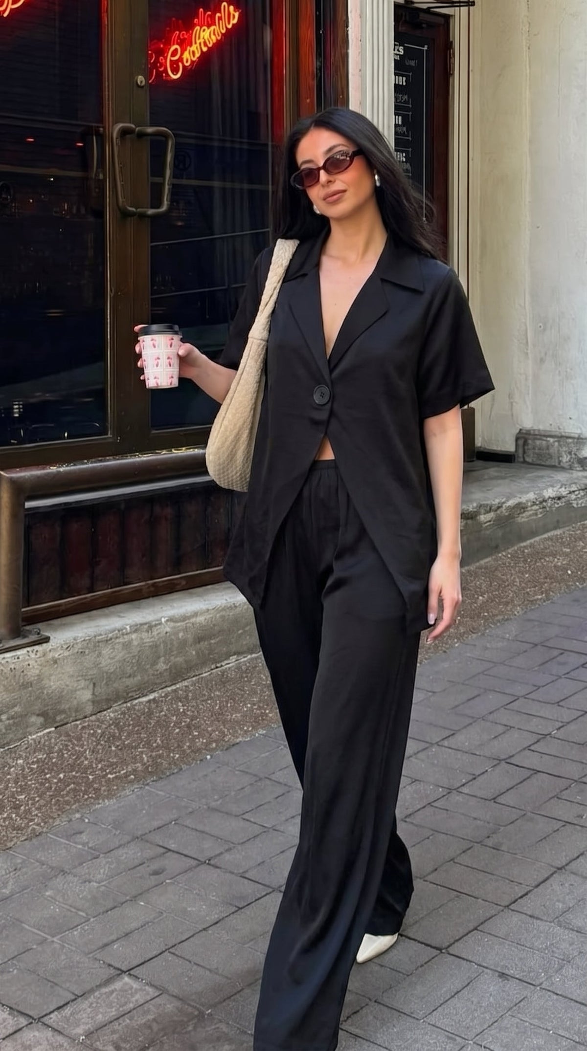 Black pants, product photo 2
