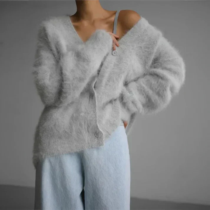 Women's beige cashmere cardigan with loose fit
