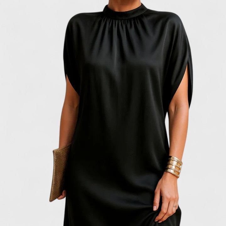 Women's black v-neck dress regular straight-fit solid