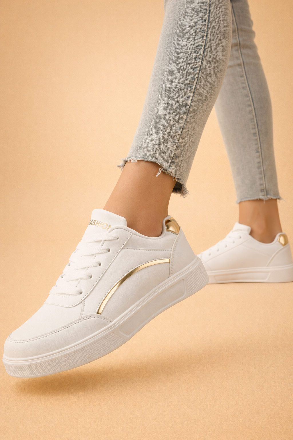 women's casual platform lace-up sneakers