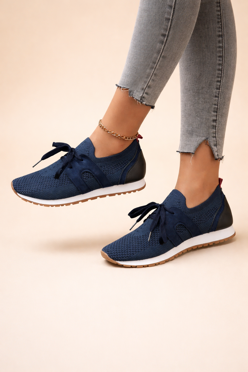 women's lightweight knit trainers