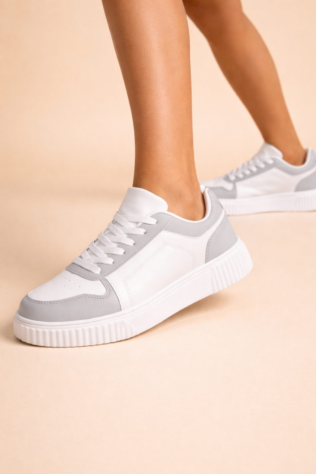 women's non-slip chunky sole sneakers