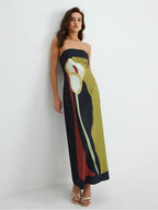 Green casual maxi dress with a strapless neckline and relaxed fit