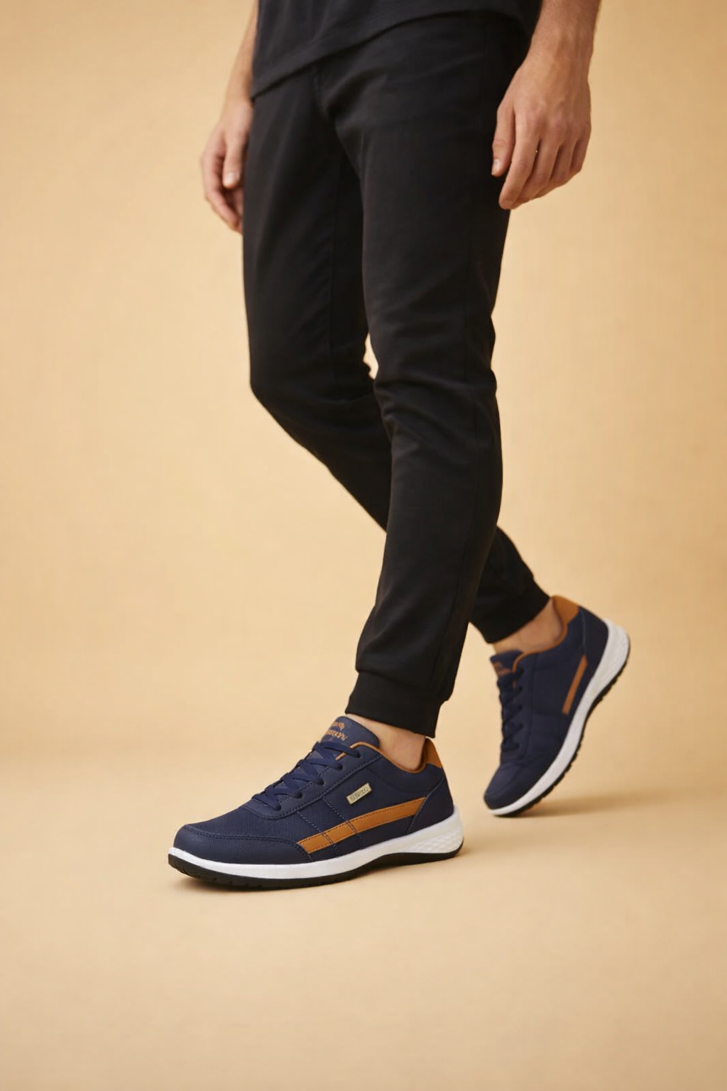men's cushioned casual lace-up sneakers