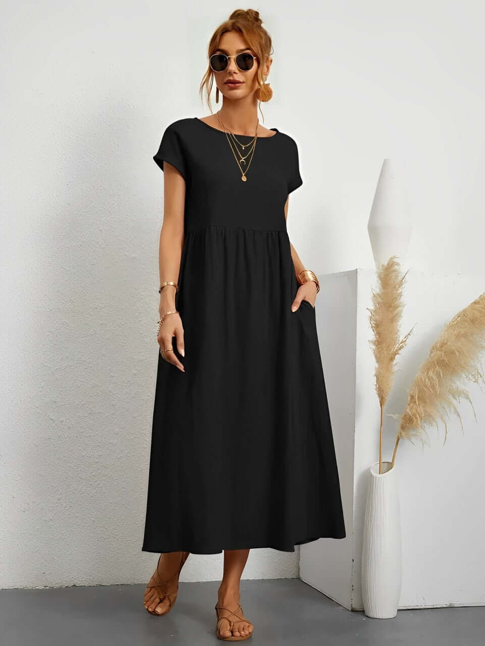 Women's Breathable Sundress for Warm Summer Days and Holidays — Black