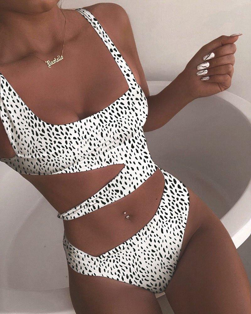 Women's Padded Push-Up One-Piece Swimsuit for Summer Beach Days — Black Polka Dot
