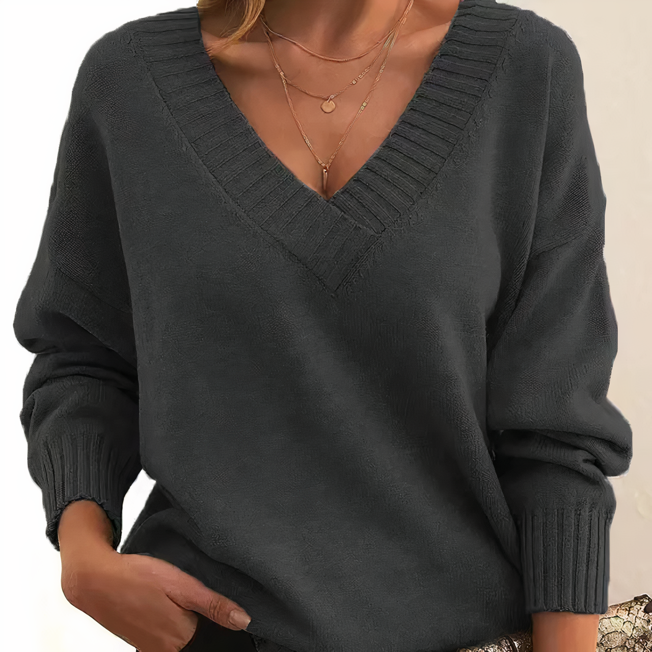 Women's V-neck cashmere jumper in pink, 100% premium cashmere, classic fit winter knitwear